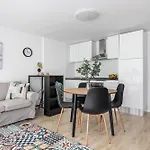 New!charming 2bd Close To Center And Natural Апартаменты *