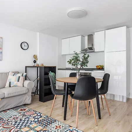 New!charming 2bd Close To Center And Natural Daire *