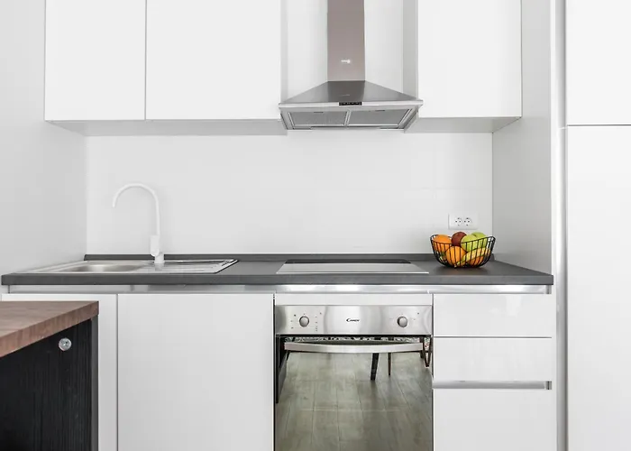 New!charming 2bd Close To Center And Natural