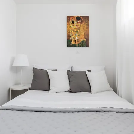 Apartamento New!charming 2bd Close To Center And Natural *